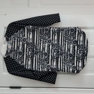 LuLaRoe XS Randy top